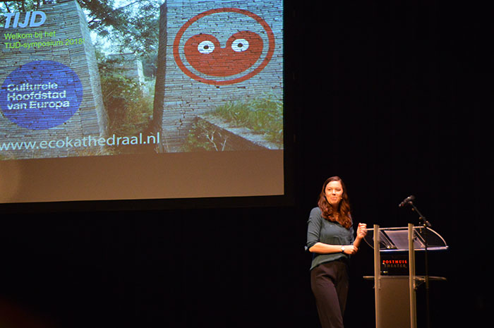 merel melief tijd symposium dagvoorzitter