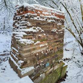 Ecokathedralen onder sneeuwdeken